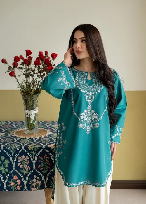 WINTER EMBROIDERY 2PC