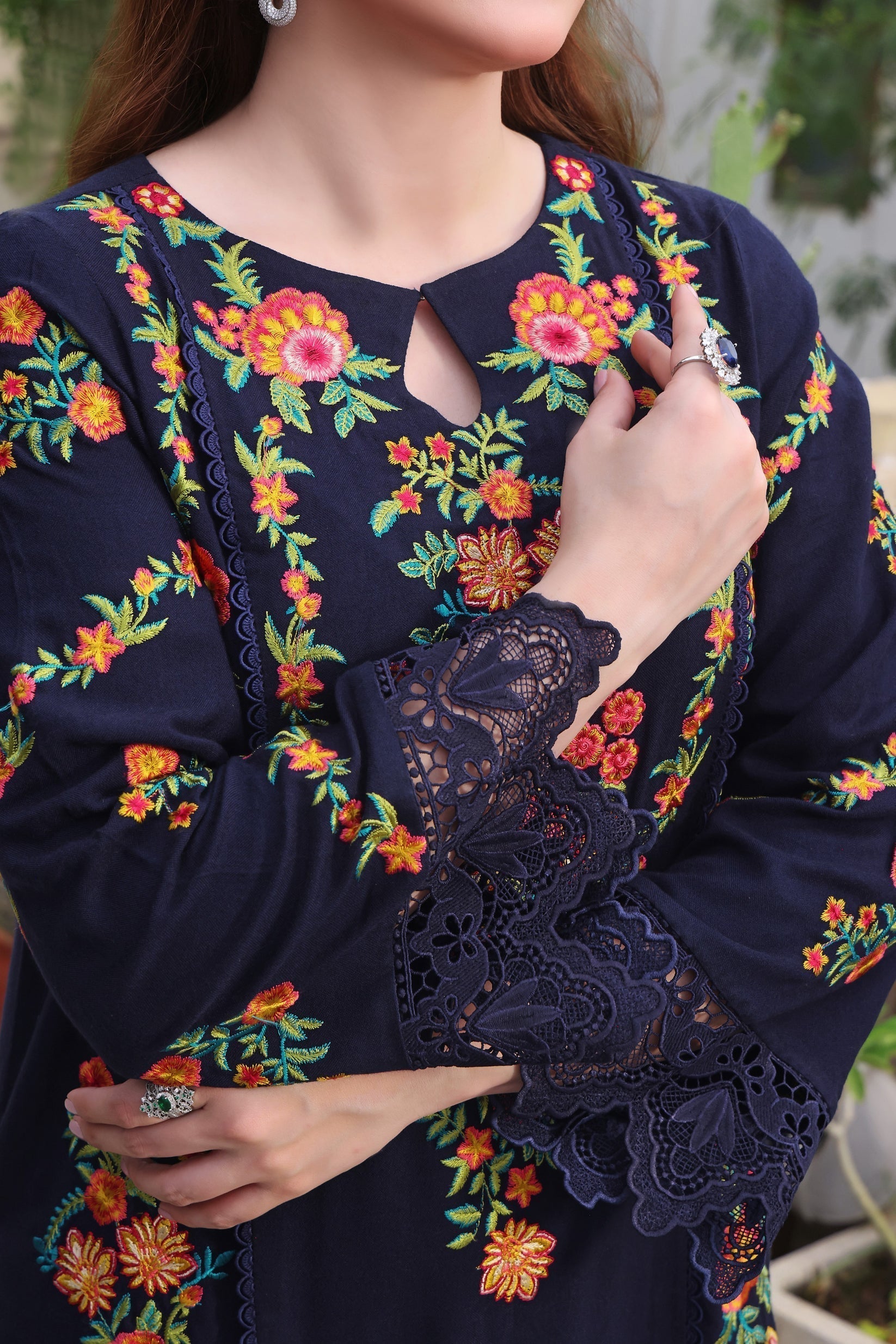'-3PC DHANAK EMBROIDERED SHIRT WITH DHANAK EMBROIDERED SHAWL & TROUSER- 676