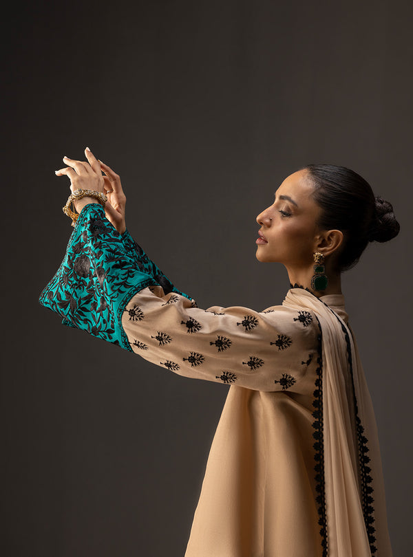 '- 3 Piece Unstitched Embroidered and Printed SIlk Suit 229