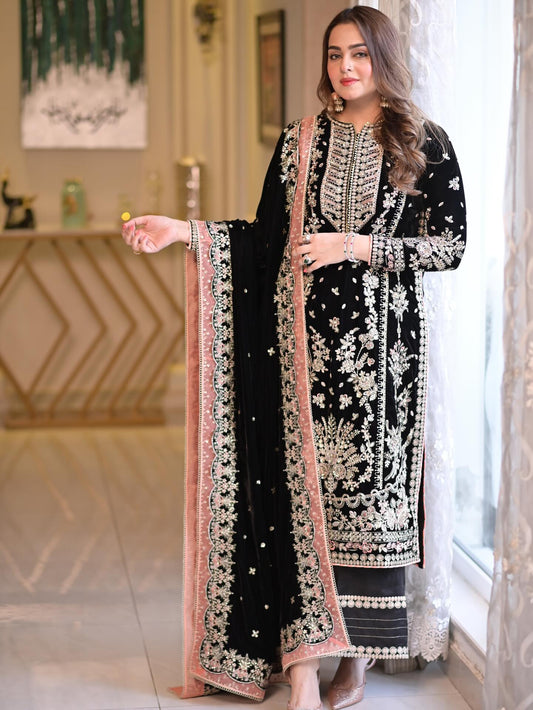 ANEELA'S LUXURY VELVET COLLECTION A680