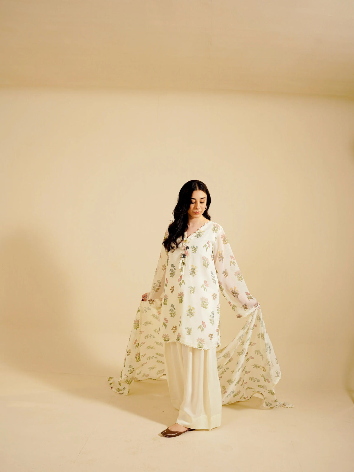 LILLY - 3PC PRINTED CHIFFON SHIRT CHIFFON DUPATTA VISCOSE INNER & TROUSER SJ-1004