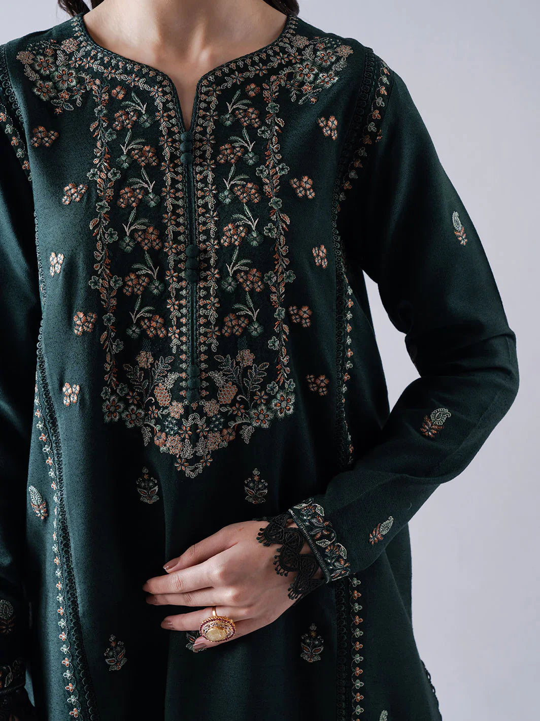 '-3PC DHANAK EMBROIDERED SHIRT WITH DHANAK EMBROIDERED SHAWL & TROUSER-BIC- 670