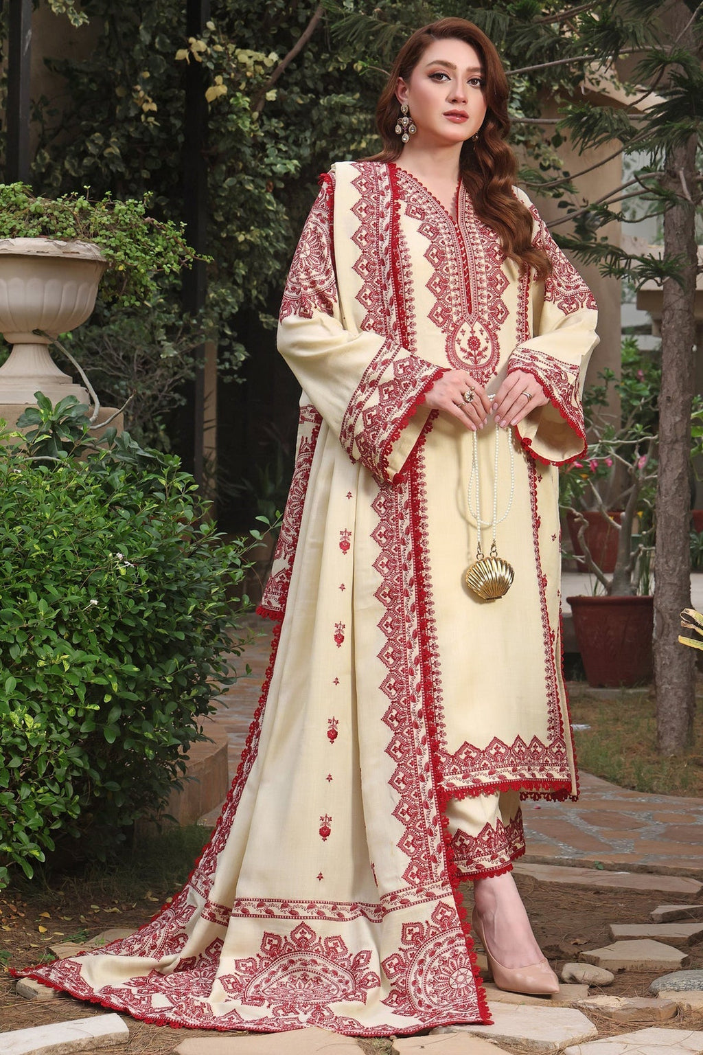 '-3PC DHANAK EMBROIDERED SHIRT WITH DHANAK EMBROIDERED SHAWL & TROUSER- 672