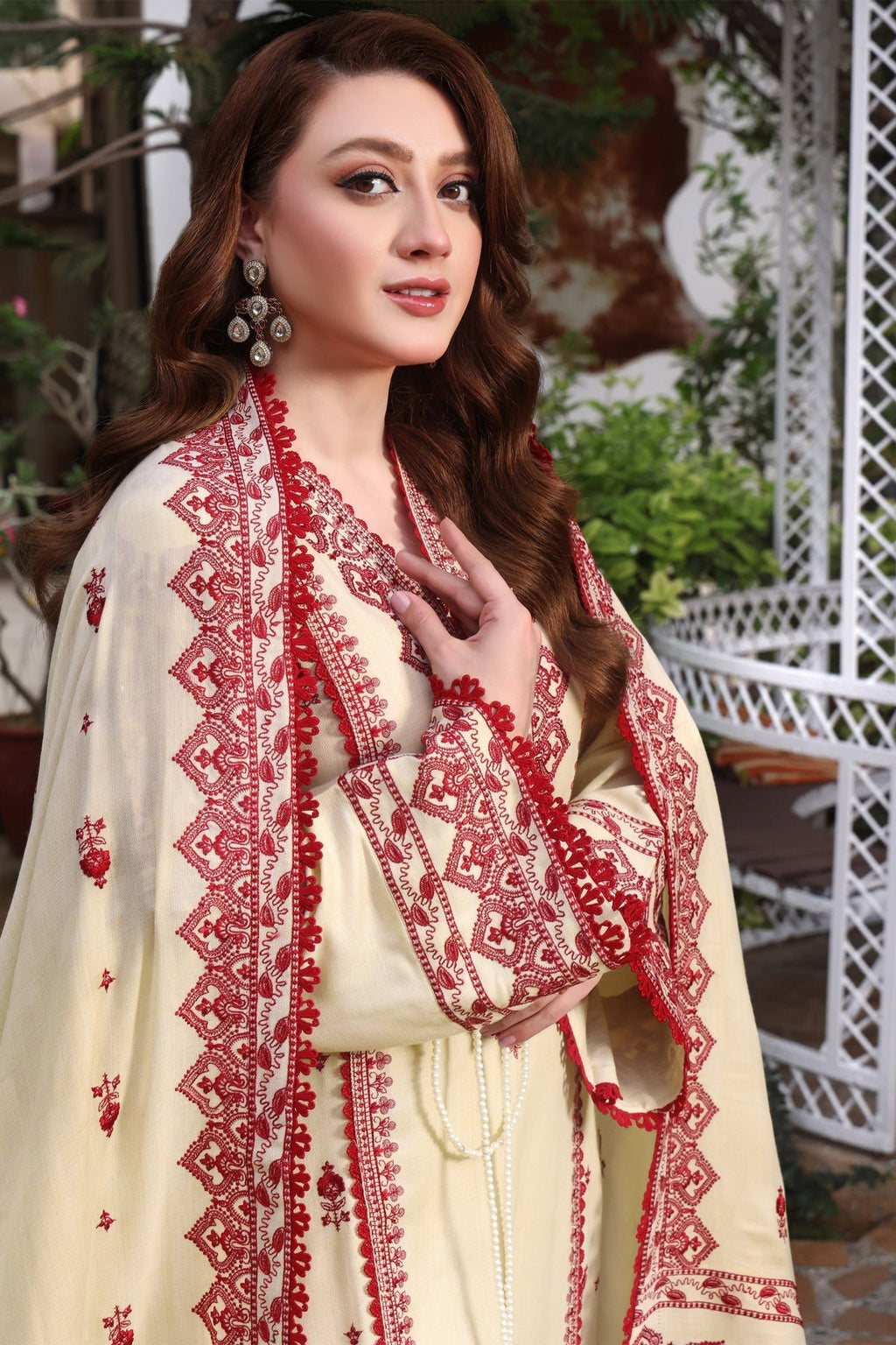 '-3PC DHANAK EMBROIDERED SHIRT WITH DHANAK EMBROIDERED SHAWL & TROUSER- 672