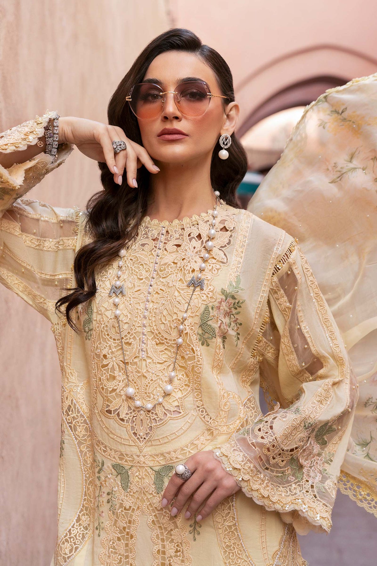 MARIA.B LUXURY HEAVY CHIKANKARI EMBROIDERED SHIRT WITH WOOL PRINTED SHWAL WITH EMB TROUSER 3PC SJ-1059