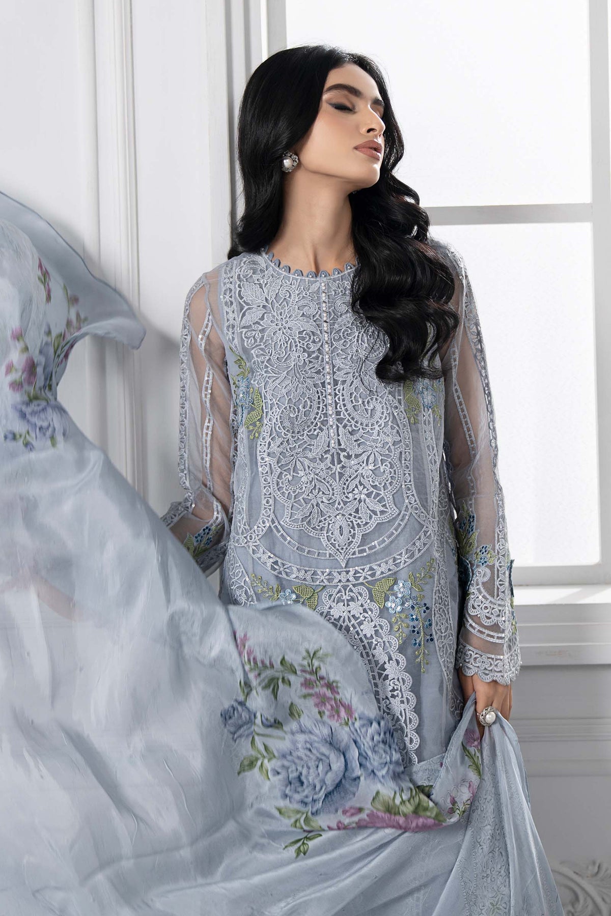 MARIA.B LUXURY HEAVY CHIKANKARI EMBROIDERED SHIRT WITH WOOL PRINTED SHWAL WITH EMB TROUSER 3PC SJ-1058