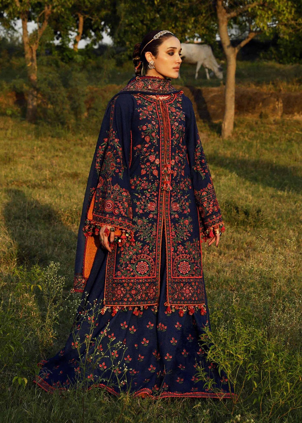 3 Piece Embroided Dhanak Shirt with Embroided Dhanak shawl RS 695