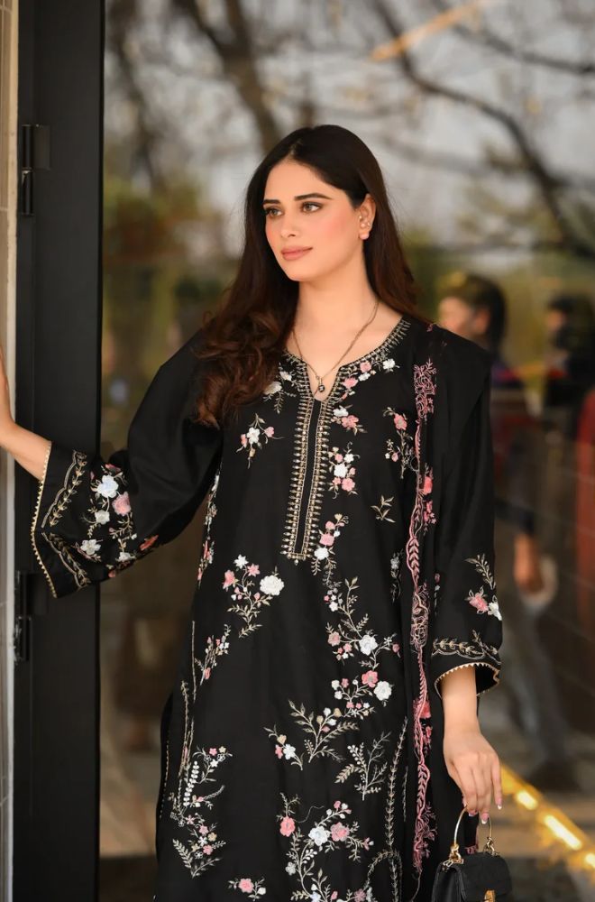 Summer 3Piece Lawn Embroidered Suit  728