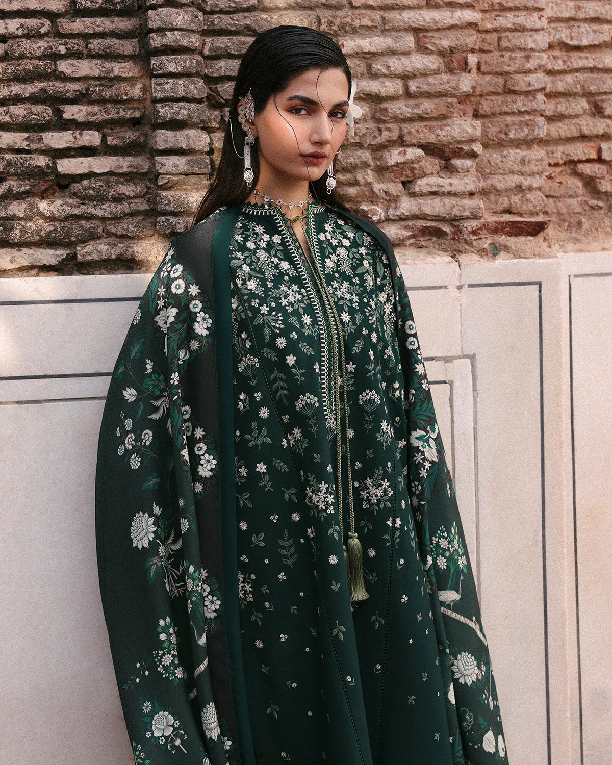HUSSAIN REHAR-3PC DHANAK EMBROIDERED SHIRT WITH COUTRAI PRINTED SHAWL AND EMB TROUSER SJ-5002